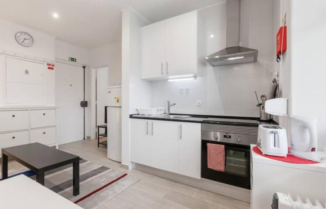 Beautiful 1 Bedroom Apartment Near Benfica Lisboa Kültér fotó