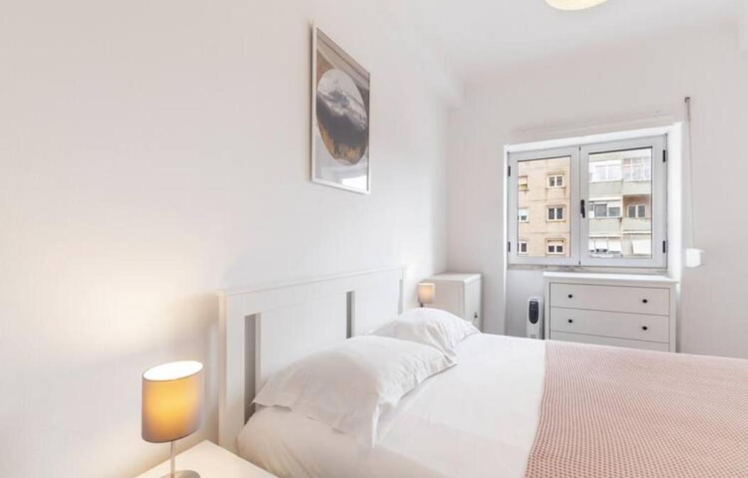 Beautiful 1 Bedroom Apartment Near Benfica Lisboa Kültér fotó